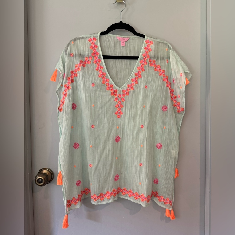 NWOT Lilly Pulitzer boho style teal top with pink & orange accents S/M
